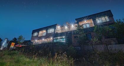 Jeju Gwaneumsa Ganeun gil Pension