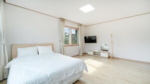 1 bedroom, free WiFi - Jeju Gwaneumsa Ganeun gil Pension (Jeju City)