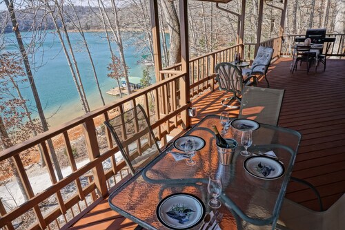 Lakefront House with Hot Tub, 2 covered Decks, Boat Dock & Patio w/ Firepit