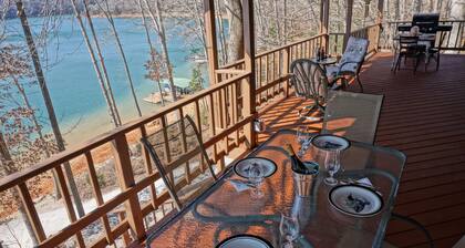 Lakefront House with Hot Tub, 2 covered Decks, Boat Dock & Patio w/ Firepit