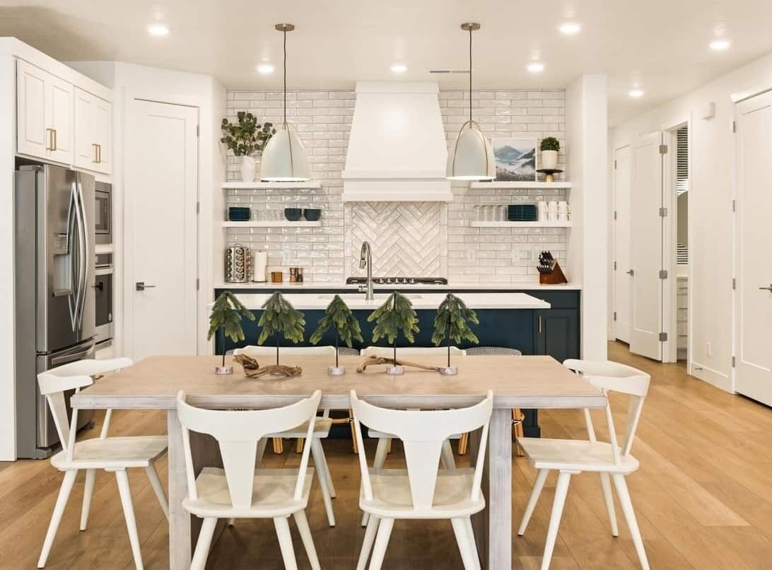 Townhome, 4 Bedrooms | Private kitchen