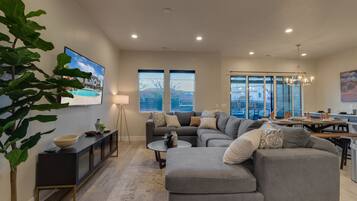 Télévision, cheminée, jeux vidéo