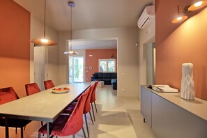 Dining - Nerodavola – Vacation villa rental with pool in Avola Antica, southern Sicily. (Avola)