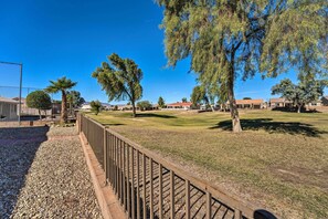 Property grounds - Fort Mohave Family Home w/ Golf Course Views! (Fort Mohave)