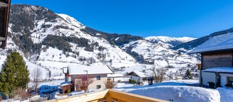Gemütliches Ferienhaus an der Piste