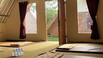 Tienda de campaña estándar, varias camas, vista a la montaña, junto a la montaña | Ropa de cama