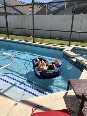 Outdoor pool, a heated pool - Great Sun, Pool and HOT Spa- close to Parks, Disney -Stores,-Clean, quiet, NICE! (Kissimmee)