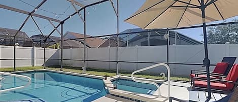 Piscine extérieure, piscine chauffée