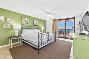 3 bedrooms, iron/ironing board, internet, bed sheets