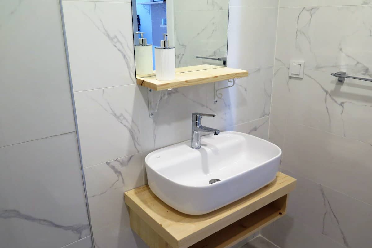 room | bathroom | shower, free toiletries, hair dryer, towels