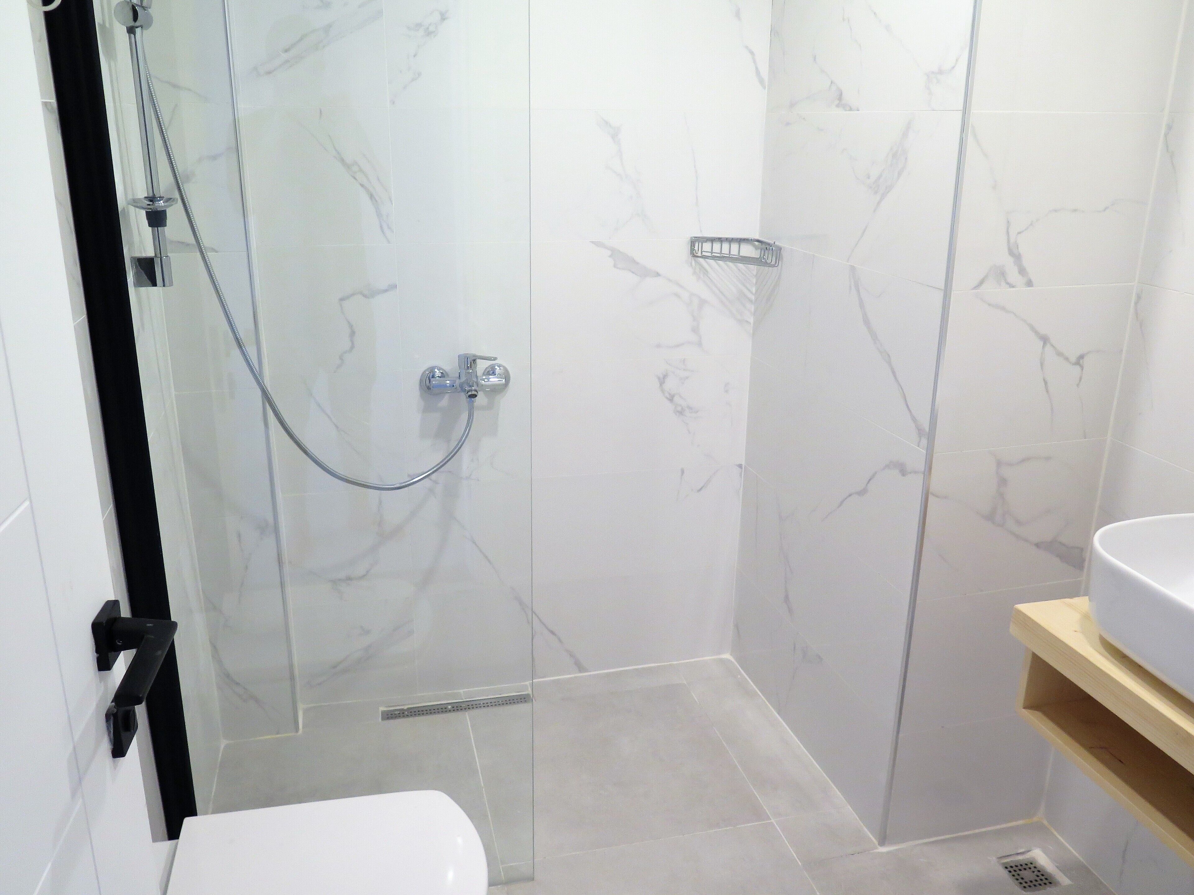 room | bathroom | shower, free toiletries, hair dryer, towels