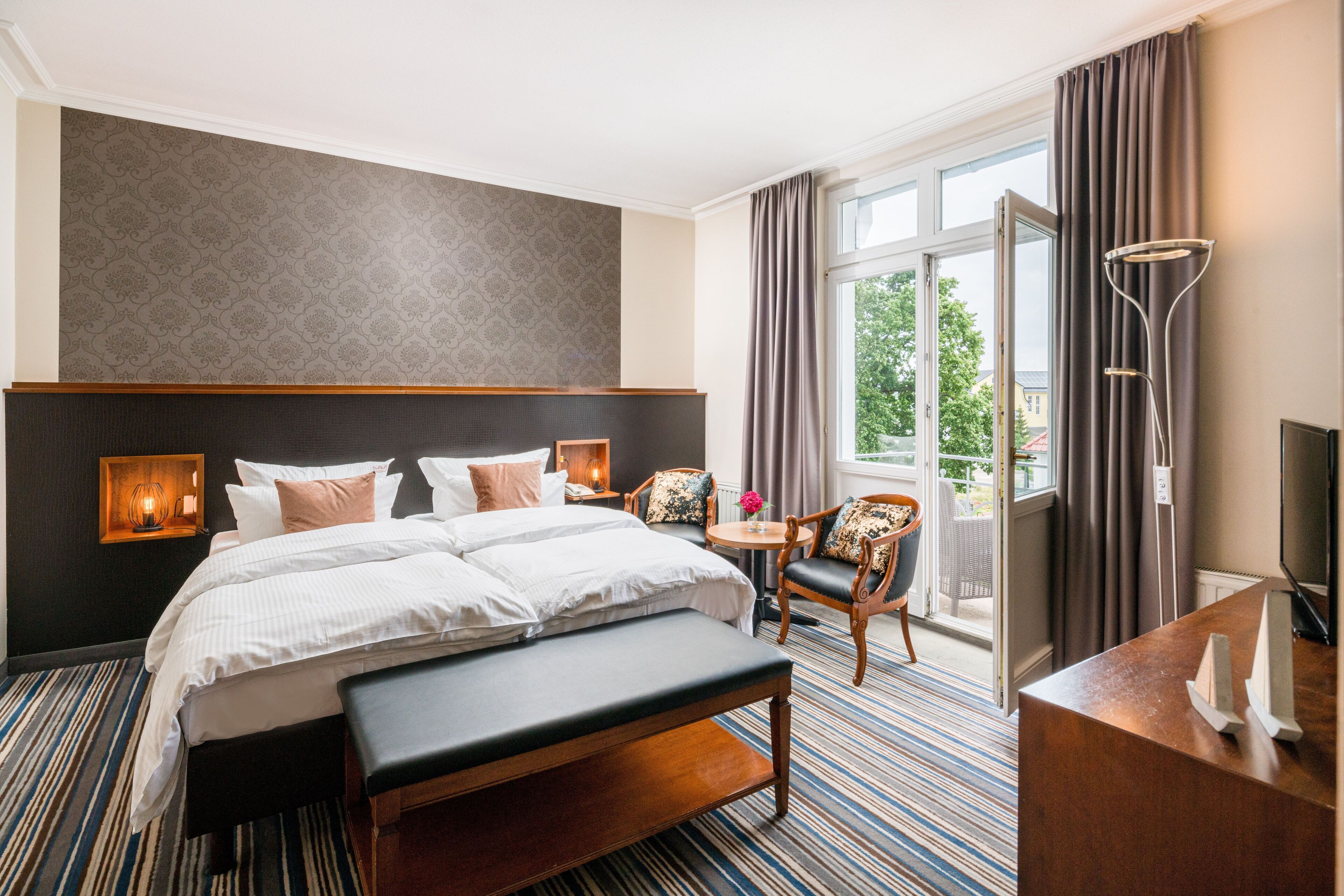 1 bedroom, in-room safe, desk, WiFi