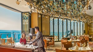 Dining - Howard Johnson Plaza by Wyndham Blue Bay (Sihanoukville)