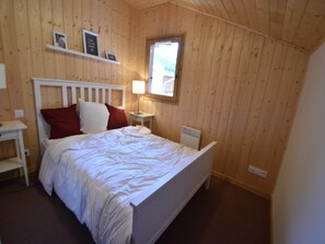 4 bedrooms, WiFi - Alpine Stay in Chamrousse (Chamrousse)
