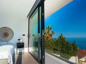 6 bedrooms, iron/ironing board, WiFi, bed sheets - Luxurious villa with heated pool (Salobreña)