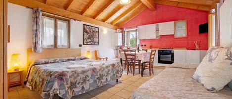 Free WiFi, bed sheets