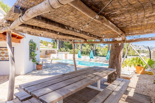 Holiday 'Villa Casa Verano Eterno' with Pool, Garden & Mountain View