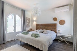 6 habitaciones, tabla de planchar con plancha y wifi gratis 