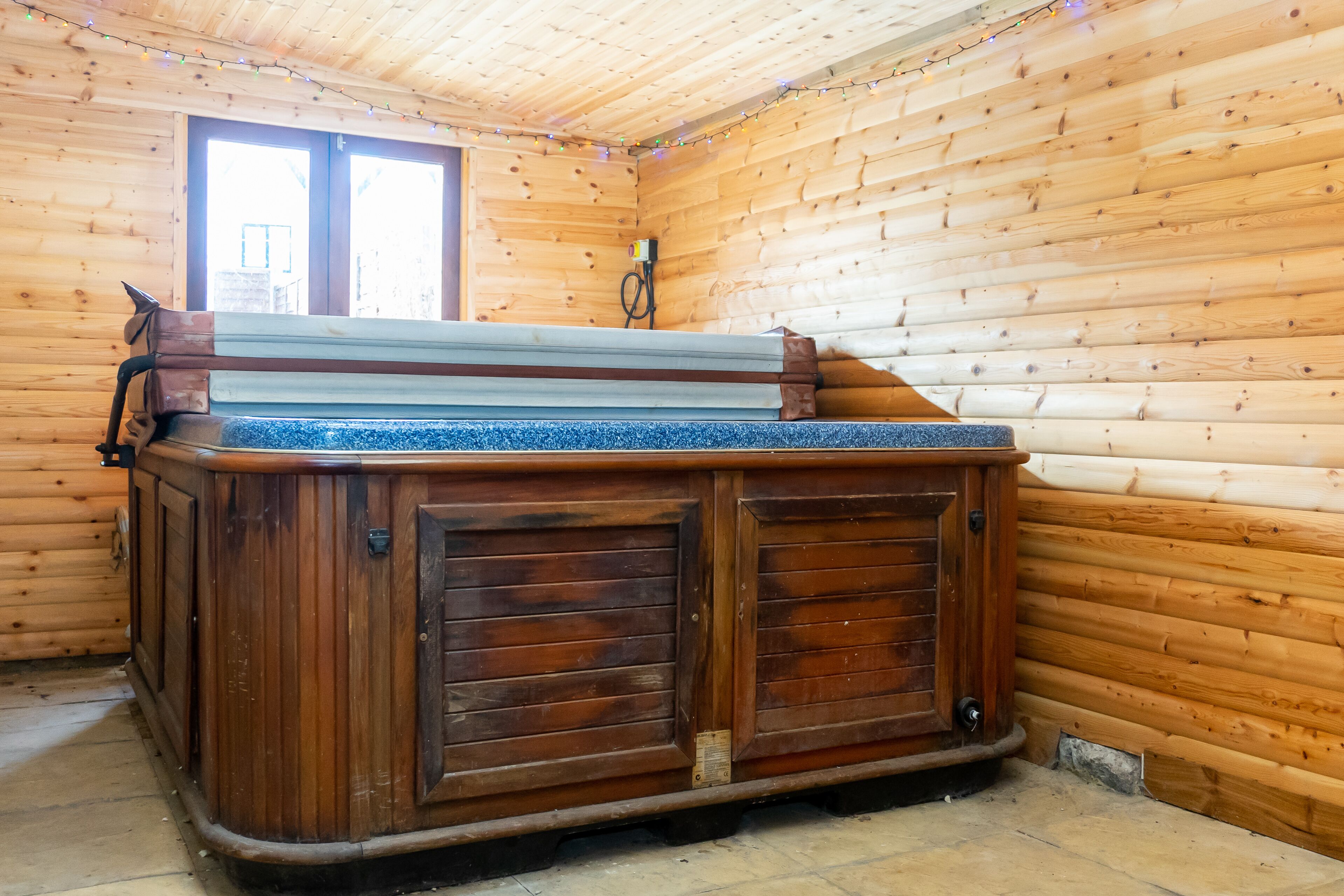 Småhus – comfort, flere senger, spabadekar | Privat boblebad