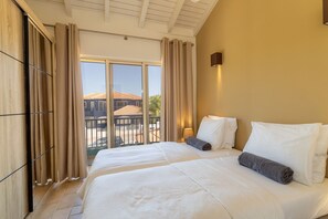 3 bedrooms, WiFi, bed sheets