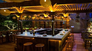 Bar (di hartanah)