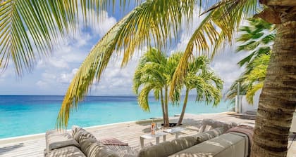 Casa Corazón Oceanfront with its Own House Reef