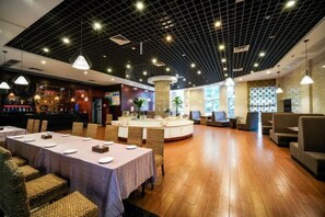 Restaurant - Ronzou International Hotel (Rong County)