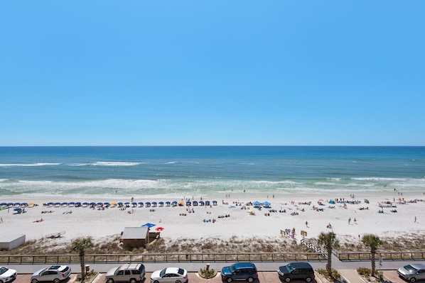 Enjoy stunning ocean views from this beachside hotel, where guests can relax on the beach or park their vehicle in the designated area.