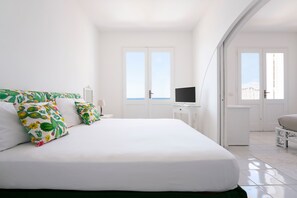 4 bedrooms, iron/ironing board, travel cot, free WiFi - Villa Waters Edge (Massa Lubrense)