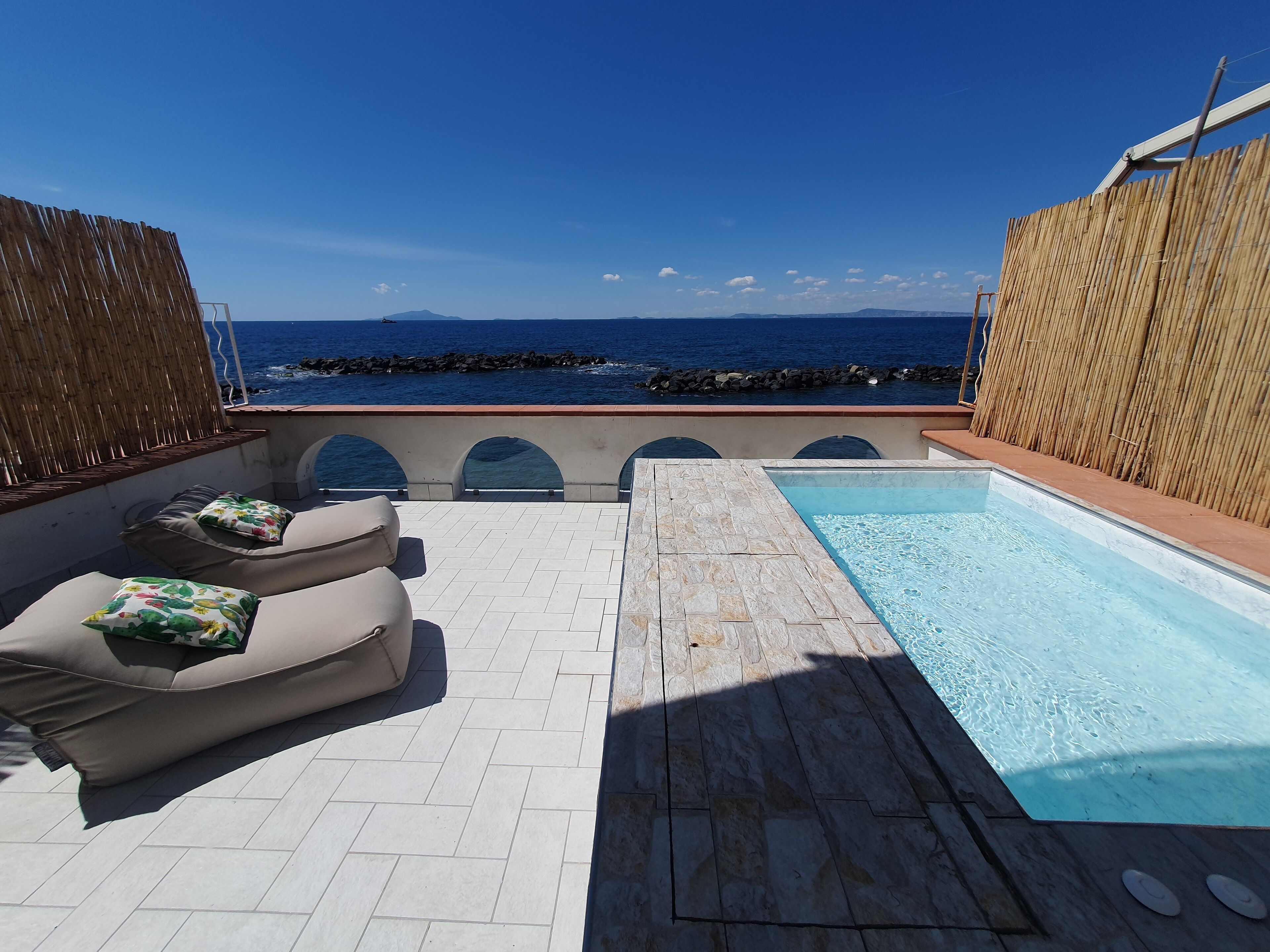 Piscina all'aperto