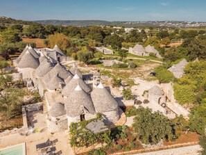 Exterior - Trullo Fortuna Pool Suite - Loco... (Locorotondo)