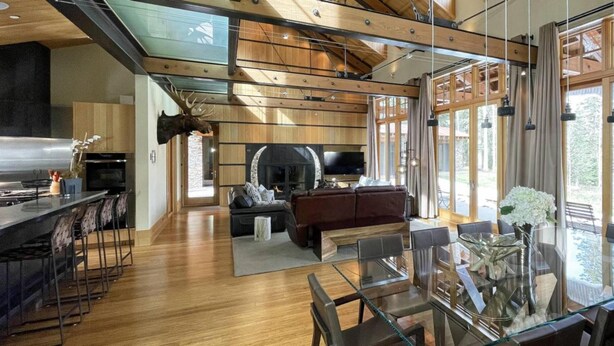 House, 4 Bedrooms | Living room - Serenity at the Silo By Exceptional Stays (Telluride)