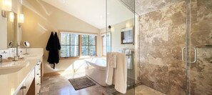 Ferienhaus, 4 Schlafzimmer | Badezimmer | Handtücher