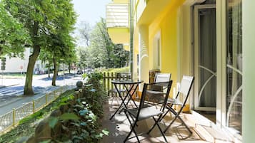 Standard Apartment | Terrace/patio