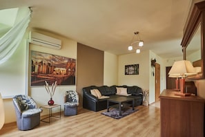 Appartement Standard | 1 chambre, fer et planche à repasser, accès au Wi-Fi (inclus)