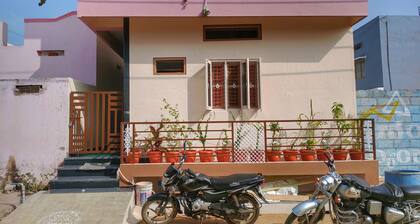 Private Two bedrooms flat in Hampi