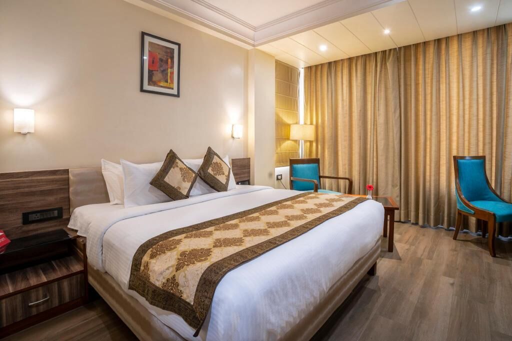 Premium bedding, desk, soundproofing, iron/ironing board