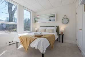 Desk, iron/ironing board, travel crib, WiFi