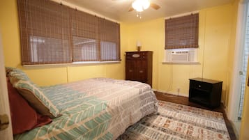 1 dormitorio, escritorio, tabla de planchar con plancha y wifi gratis