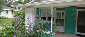 Bee Our Guest | East Pensacola Heights Rental Near Downtown Pensacola Beach