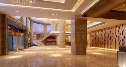 Howard Johnson Park Plaza Hotel (Jingshan Railway Station Inn)