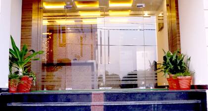 Grand Kukas Residency