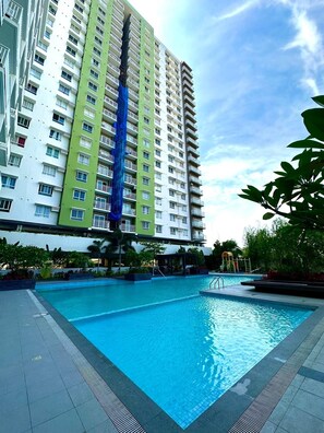 Pool - Studio Unit at Jacinto Extension (Davao City)