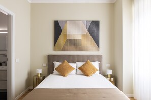 Premium Apartment, 2 Bedrooms | Premium bedding, in-room safe, individually furnished, blackout curtains - Heart Milan Apartments Duomo Sforza (Milan)