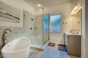 Bathtub