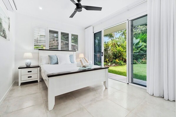 4 bedrooms, iron/ironing board, free WiFi, bed sheets