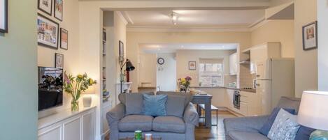 Smart TV, fireplace, DVD player, foosball