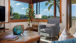 Living area - Hualalai Waiulu Villa 133B ~ Updated, Spacious with Great Views! (Kailua-Kona)