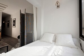 2 chambres, fer et planche à repasser, Wi-Fi gratuit, draps fournis