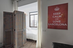 2 chambres, fer et planche à repasser, Wi-Fi gratuit, draps fournis